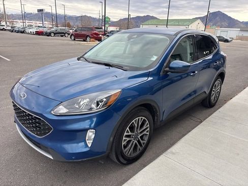 Used 2022 Ford Escape SEL image 3