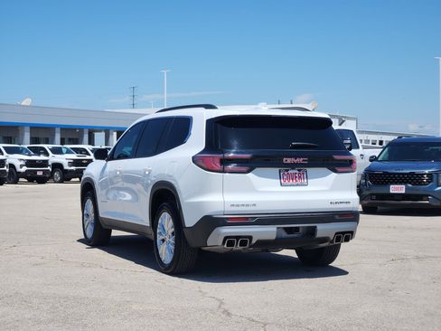 Used 2024 GMC Acadia Elevation FWD image 5