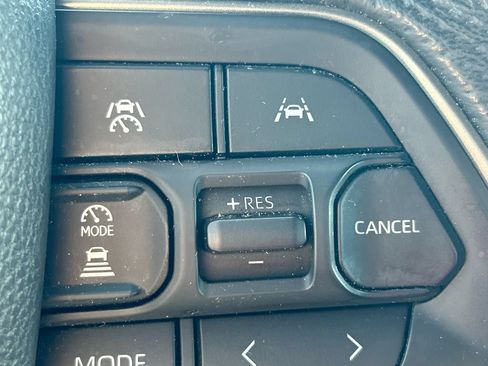 Used 2024 Toyota Tacoma TRD Off-Road AWD/4WD image 18