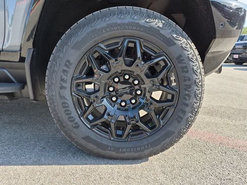 New 2026 GMC Hummer EV SUV AWD/4WD image 14