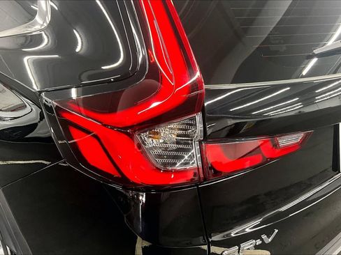 Used 2024 Honda CR-V LX image 28