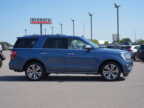 Used 2020 Ford Expedition Platinum AWD/4WD image 2