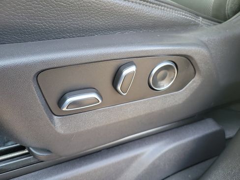 Used 2024 GMC Sierra 3500 Denali w/ Denali Reserve Package image 14