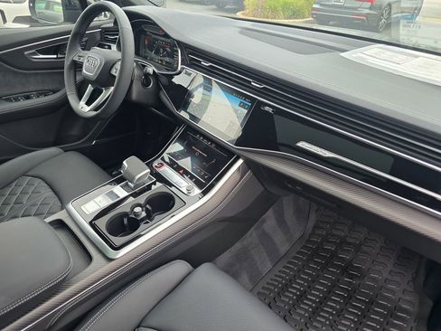 New 2026 Audi SQ7 Premium Plus AWD/4WD image 12