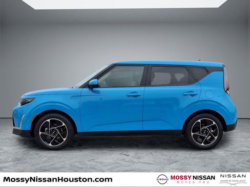 Used 2023 Kia Soul EX image 5