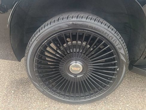 Used 2024 Cadillac Escalade Premium Luxury w/ LPO, Floor Liner Package AWD/4WD image 35