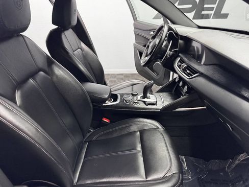 Used 2023 Alfa Romeo Stelvio Sprint RWD image 54