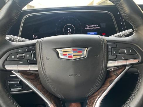 Used 2021 Cadillac Escalade ESV Sport Platinum RWD image 16