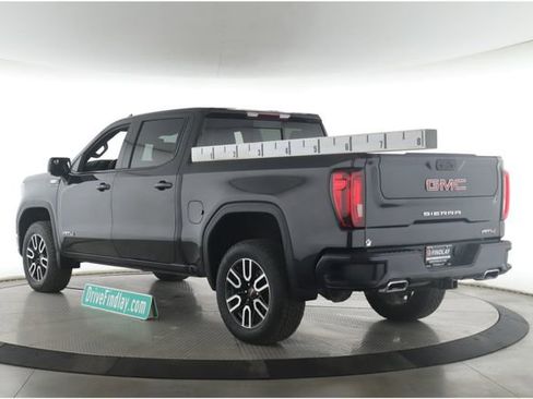 Used 2022 GMC Sierra 1500 AT4 w/ AT4 Preferred Package AWD/4WD image 8