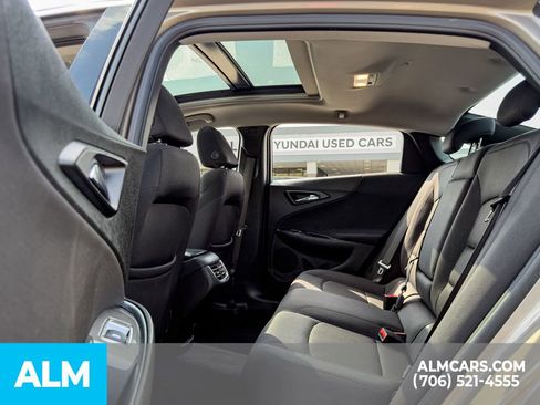 Used 2022 Chevrolet Malibu LT image 17