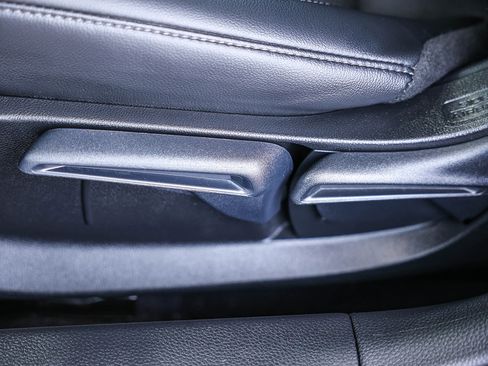 Used 2025 Honda Civic Sport image 27