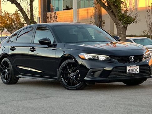 Certified 2024 Honda Civic Sport image 2