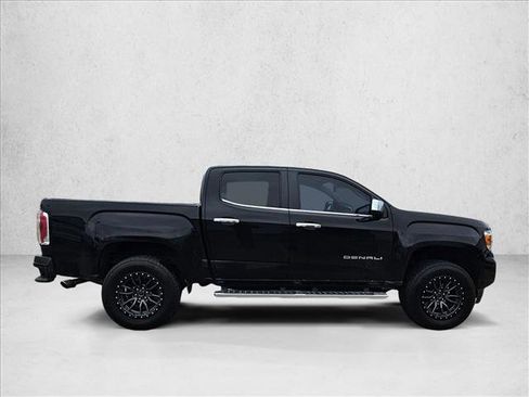 Used 2021 GMC Canyon Denali image 4