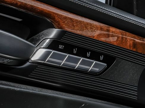 Used 2019 Genesis G90 5.0 Ultimate RWD image 48