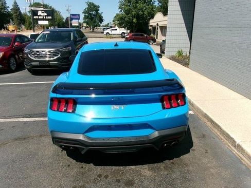 Used 2024 Ford Mustang GT w/ GT Performance Package RWD image 5