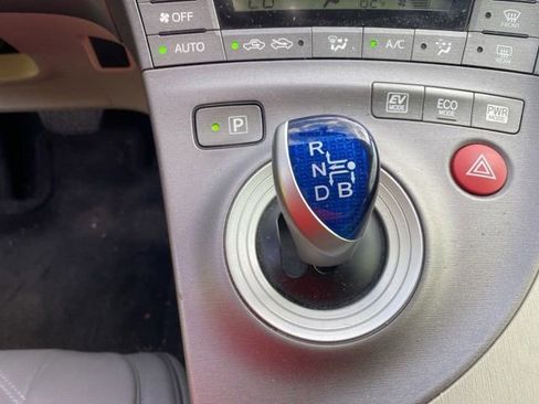 Used 2014 Toyota Prius Two FWD image 21