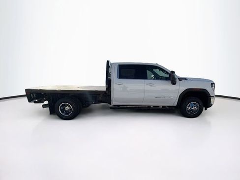 New 2026 GMC Sierra 3500 SLE w/ SLE Convenience Package AWD/4WD image 8