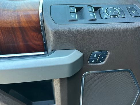 Used 2017 Ford F450 King Ranch w/ Tow Technology Bundle AWD/4WD image 12