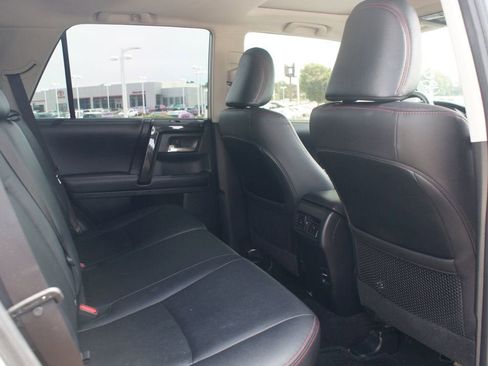Used 2019 Toyota 4Runner TRD Off-Road Premium AWD/4WD image 22
