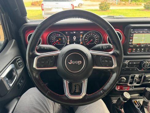 Used 2021 Jeep Gladiator Rubicon image 24