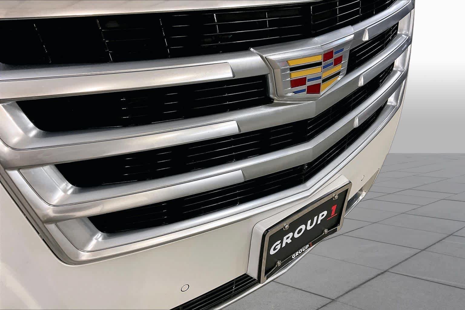Used 2019 Cadillac Escalade ESV Luxury AWD/4WD image 30