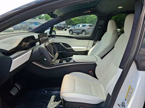 Used 2022 Tesla Model X Plaid AWD/4WD image 13