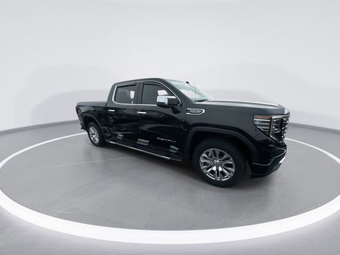 Used 2022 GMC Sierra 1500 Denali w/ Technology Package image 2