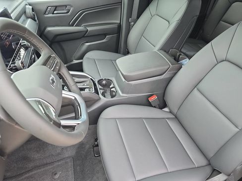 New 2026 Chevrolet Colorado Trail Boss AWD/4WD image 14