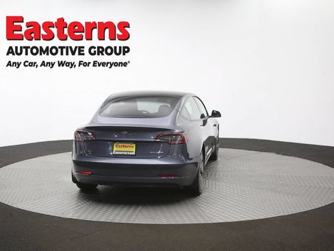 Used 2022 Tesla Model 3 Long Range AWD/4WD image 34