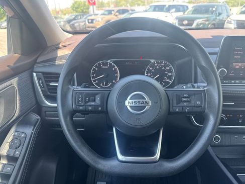 Used 2021 Nissan Rogue S image 24