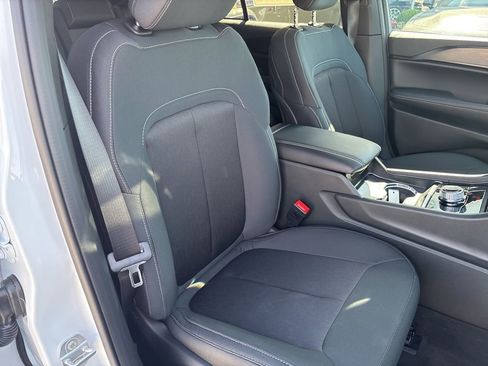 New 2026 Jeep Grand Cherokee Laredo AWD/4WD image 50