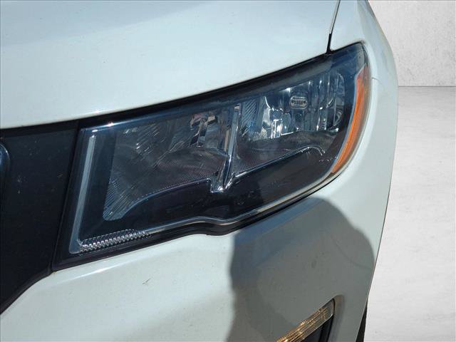 Used 2020 Jeep Compass Latitude AWD/4WD image 9