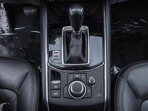 Used 2024 MAZDA CX-5 Carbon Edition image 17