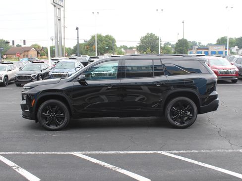 New 2027 Chevrolet Traverse LT w/ Midnight/Sport Edition AWD/4WD image 6