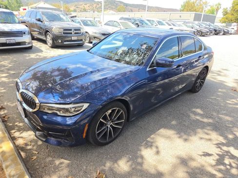 Used 2019 BMW 330i Sedan w/ Convenience Package RWD image 1