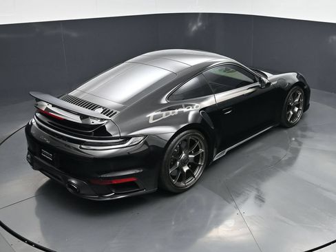 Used 2025 Porsche 911 Turbo AWD/4WD image 18