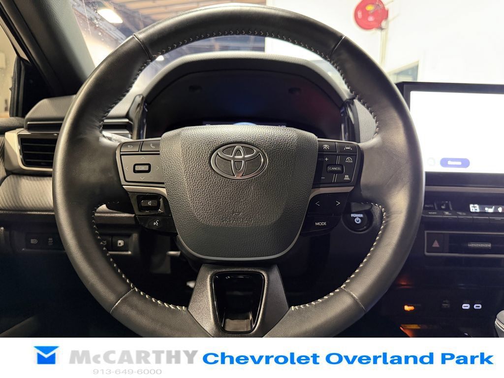 Used 2025 Toyota Camry SE w/ Multimedia Upgrade Package AWD/4WD image 12