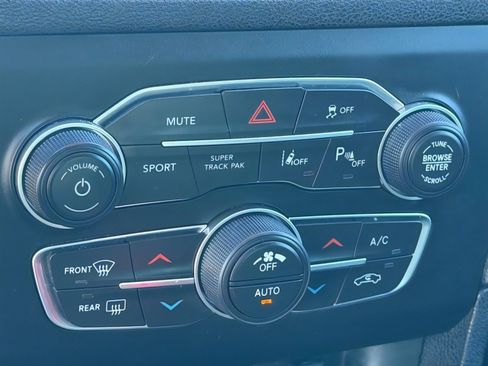 Used 2023 Dodge Charger R/T w/ Blacktop Package image 19