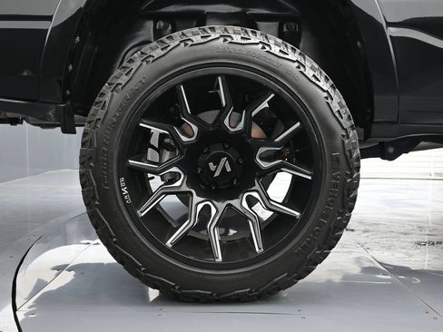 Used 2023 RAM 1500 Limited AWD/4WD image 18