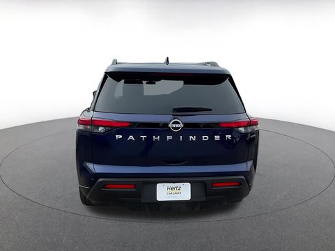 Used 2025 Nissan Pathfinder SV image 12