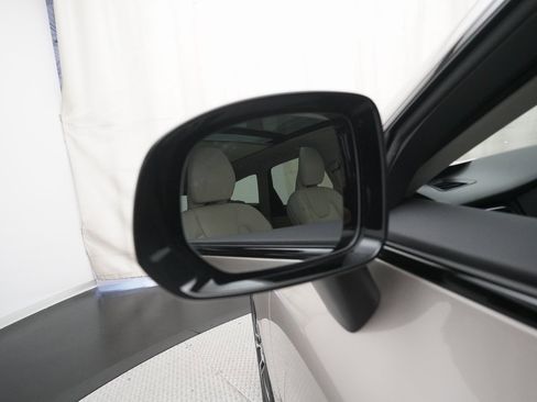 Used 2024 Volvo XC60 B5 Plus w/ Protection Package Premier image 25