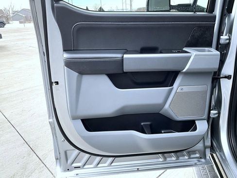 Used 2023 Ford F250 XLT w/ XLT Premium Package image 21