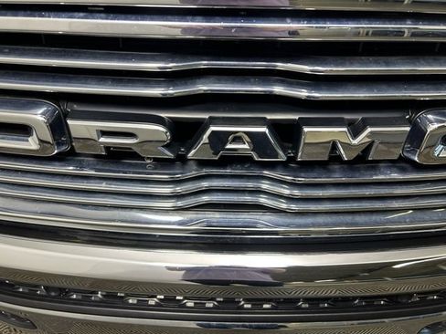 Used 2023 RAM 1500 Laramie AWD/4WD image 10