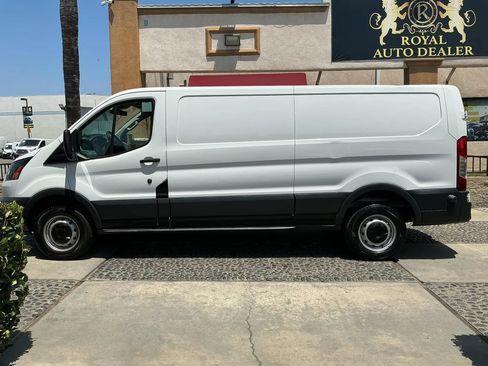 Used 2018 Ford Transit 250 148 Low Roof RWD image 8