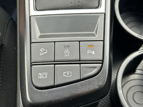 Used 2026 Kia Sportage LX FWD image 24