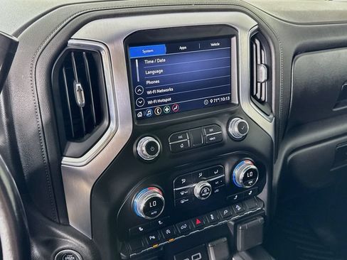 Used 2020 GMC Sierra 1500 Elevation w/ Elevation Value Package AWD/4WD image 17