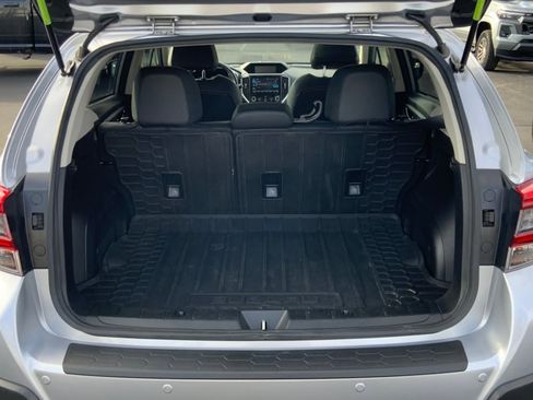 Used 2022 Subaru Crosstrek 2.5i Limited w/ Moonroof Package 2 image 12