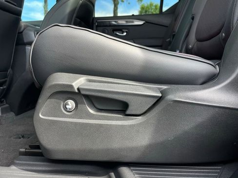 Used 2025 Honda Pilot Black Edition image 43