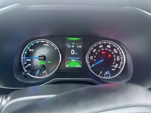 Used 2022 Toyota RAV4 SE image 14