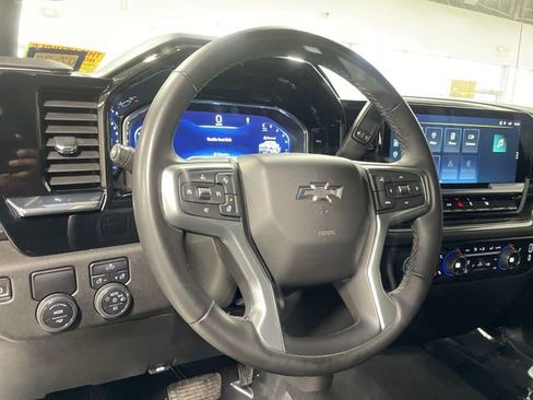 Used 2023 Chevrolet Silverado 1500 RST image 14